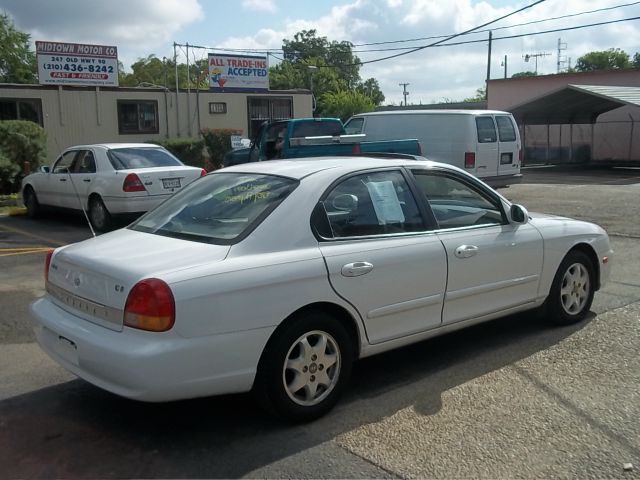 2001 Hyundai Sonata FWD 4dr Sport