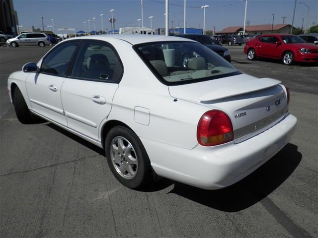 2001 Hyundai Sonata FWD 4dr Sport