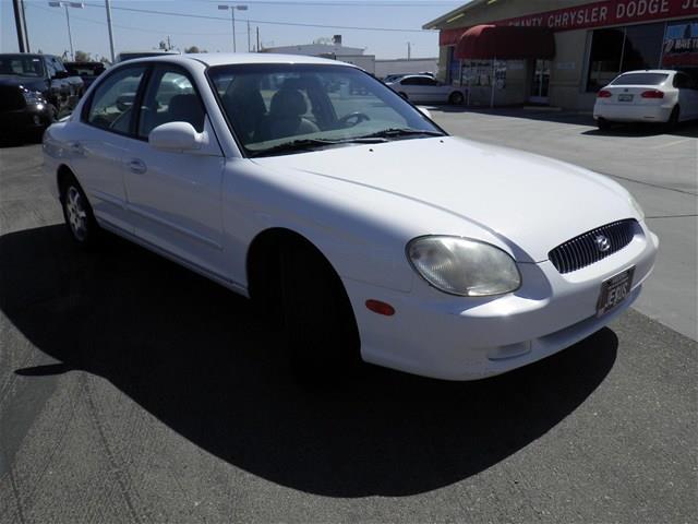 2001 Hyundai Sonata FWD 4dr Sport