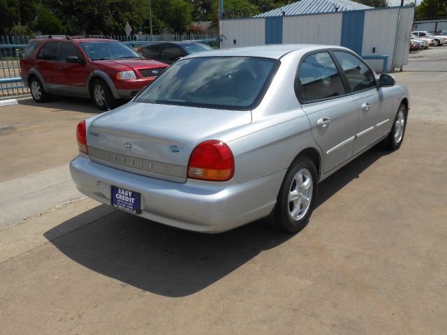 2001 Hyundai Sonata Base