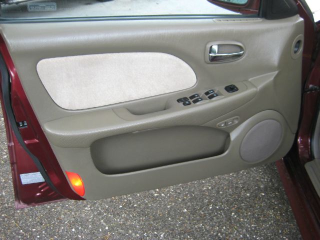 2002 Hyundai Sonata Base