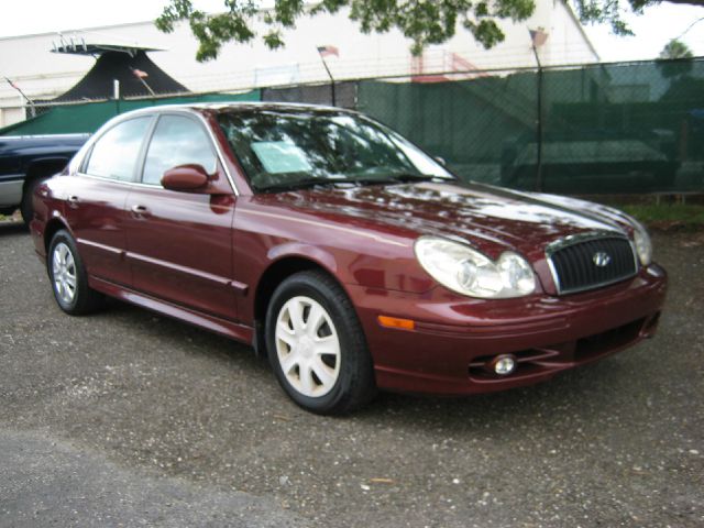 2002 Hyundai Sonata Base