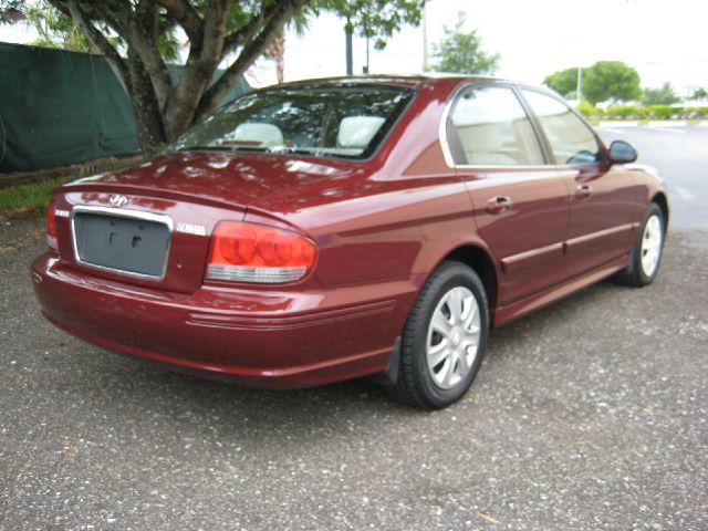 2002 Hyundai Sonata Base