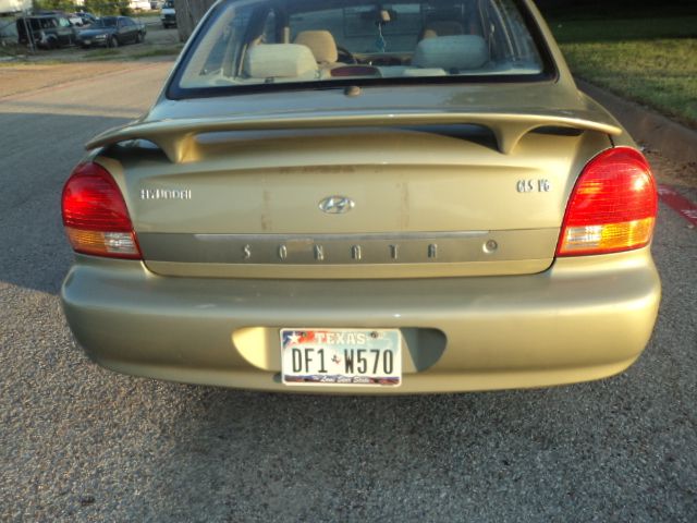 2002 Hyundai Sonata FWD 4dr Sport