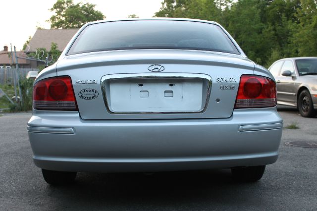 2002 Hyundai Sonata FWD 4dr Sport