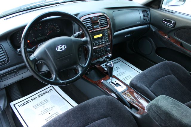 2002 Hyundai Sonata FWD 4dr Sport