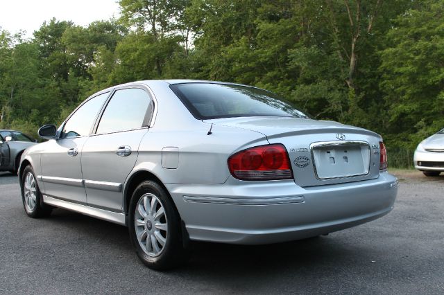 2002 Hyundai Sonata FWD 4dr Sport