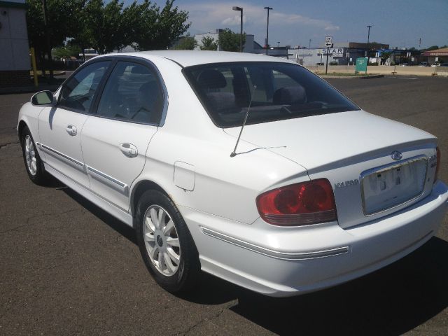 2002 Hyundai Sonata FWD 4dr Sport