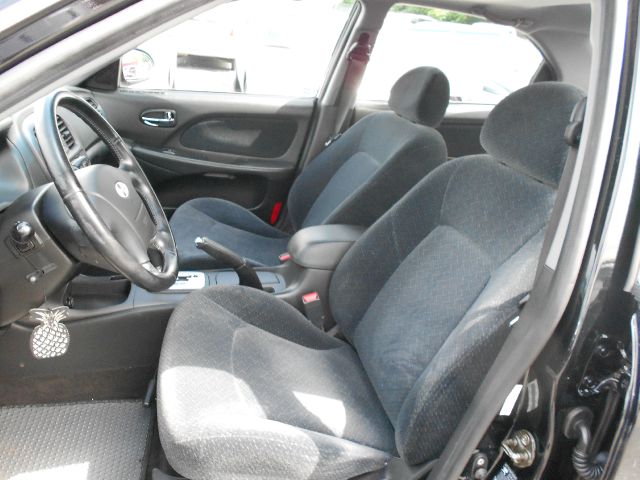 2002 Hyundai Sonata Base