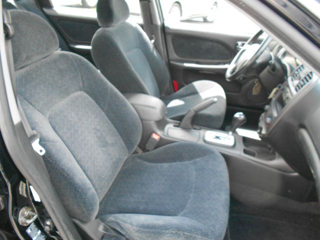 2002 Hyundai Sonata Base