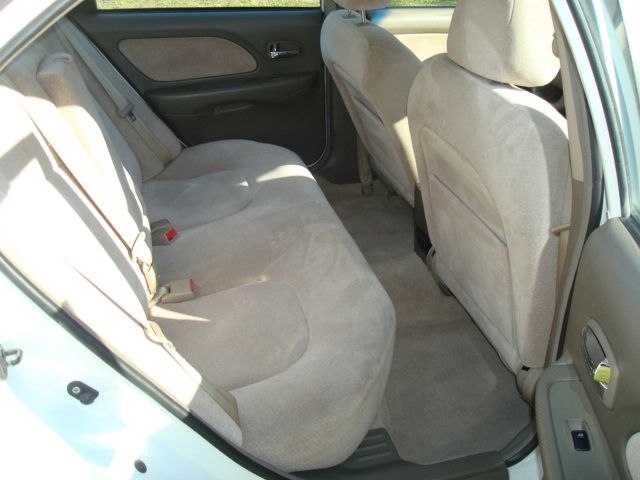 2002 Hyundai Sonata Base