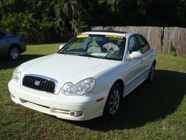 2002 Hyundai Sonata Base