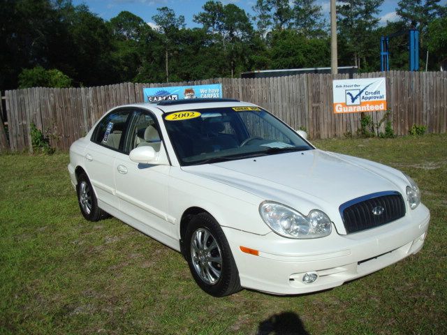 2002 Hyundai Sonata Base