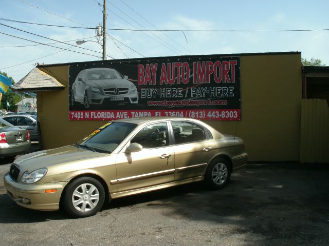 2002 Hyundai Sonata Base