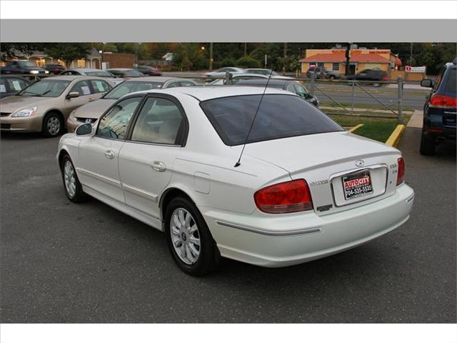 2002 Hyundai Sonata SL Sedan