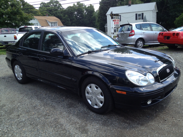 2002 Hyundai Sonata Base