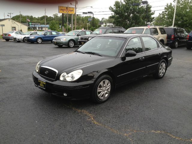 2003 Hyundai Sonata Base