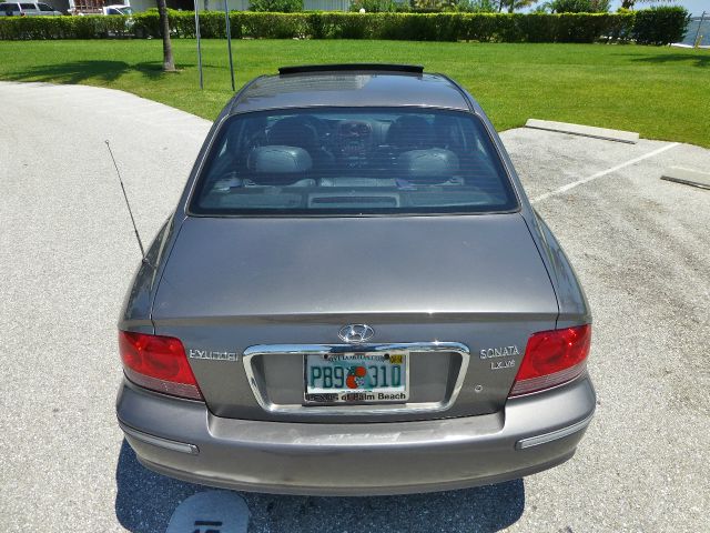 2003 Hyundai Sonata Elk Conversion Van