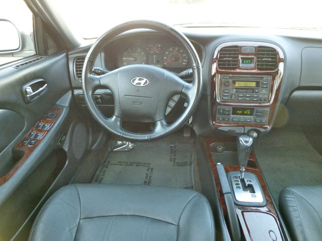 2003 Hyundai Sonata Elk Conversion Van