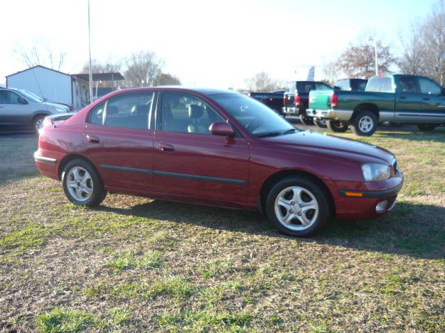 2003 Hyundai Sonata Base