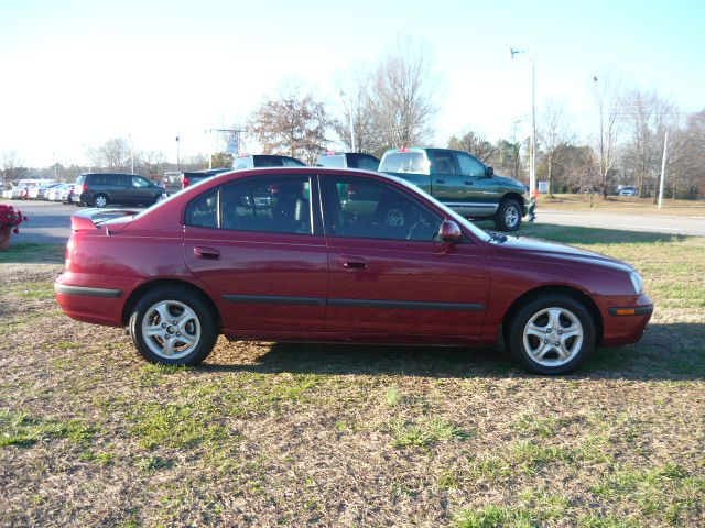 2003 Hyundai Sonata Base