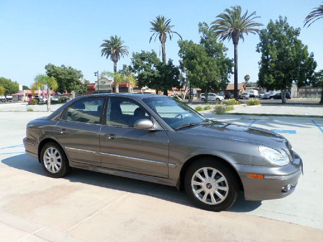 2004 Hyundai Sonata FWD 4dr Sport