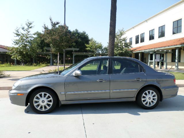 2004 Hyundai Sonata FWD 4dr Sport