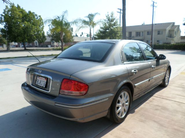 2004 Hyundai Sonata FWD 4dr Sport