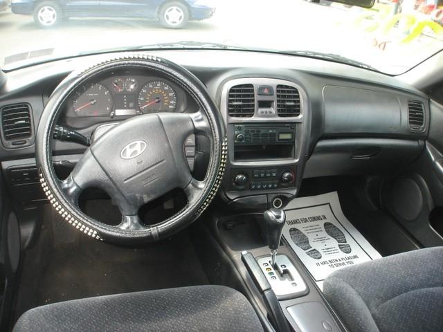 2004 Hyundai Sonata Unknown