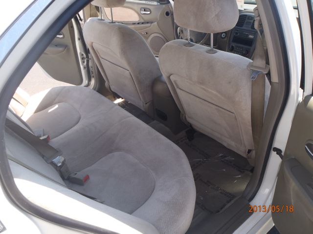 2004 Hyundai Sonata Base