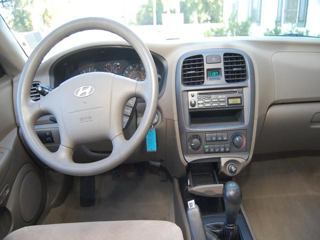 2004 Hyundai Sonata S Sedan