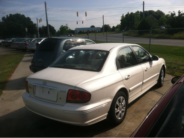 2004 Hyundai Sonata Unknown