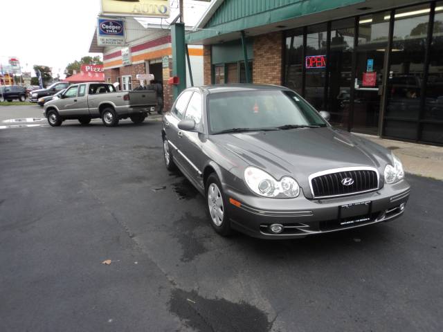 2004 Hyundai Sonata S Sedan