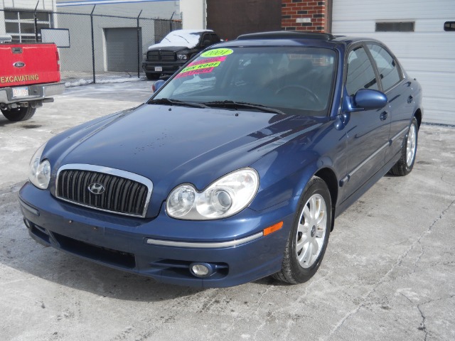 2004 Hyundai Sonata FWD 4dr Sport