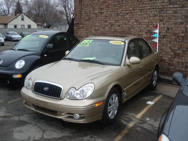 2004 Hyundai Sonata S Sedan