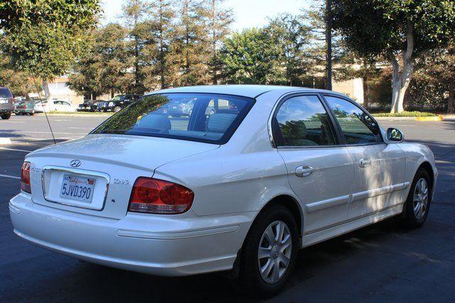 2004 Hyundai Sonata Standard 4X4 Hardtop