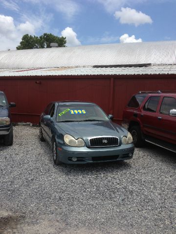 2004 Hyundai Sonata Base