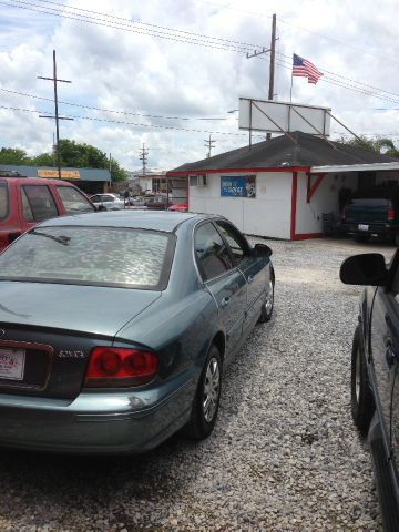 2004 Hyundai Sonata Base