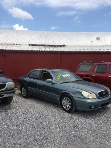 2004 Hyundai Sonata Base