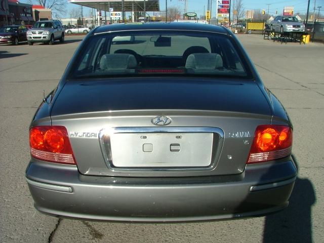 2004 Hyundai Sonata Unknown