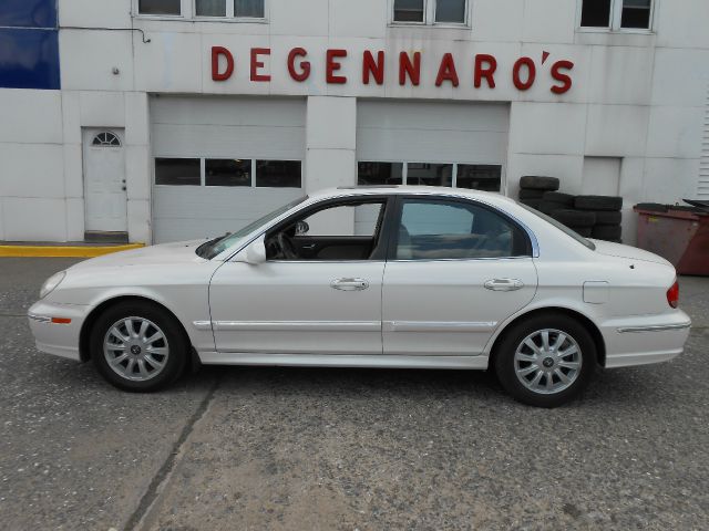 2004 Hyundai Sonata FWD 4dr Sport