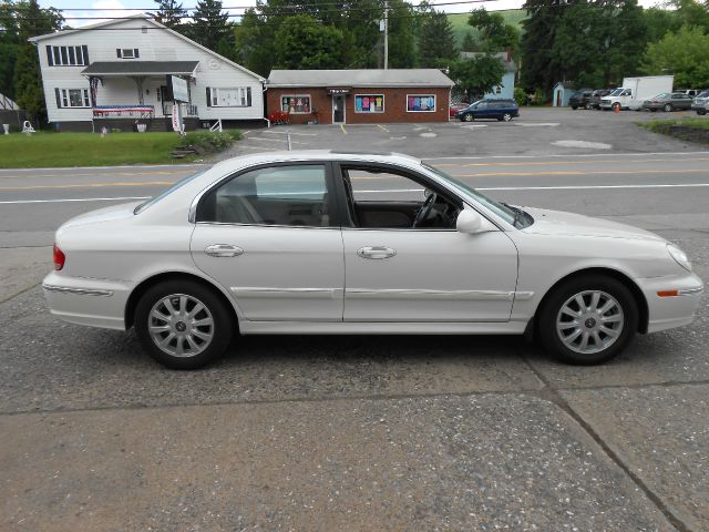 2004 Hyundai Sonata FWD 4dr Sport