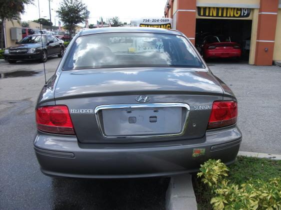 2004 Hyundai Sonata SL Sedan