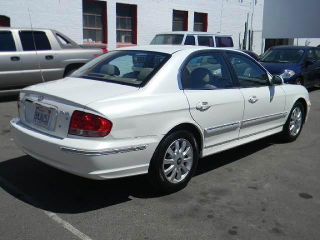 2005 Hyundai Sonata Explorer W/handicap Access