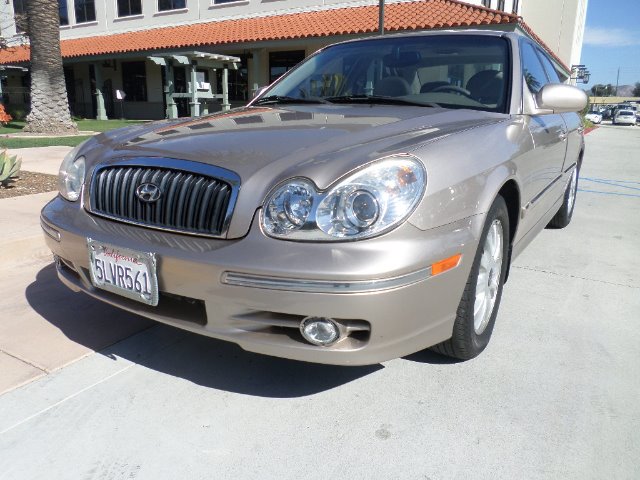 2005 Hyundai Sonata FWD 4dr Sport