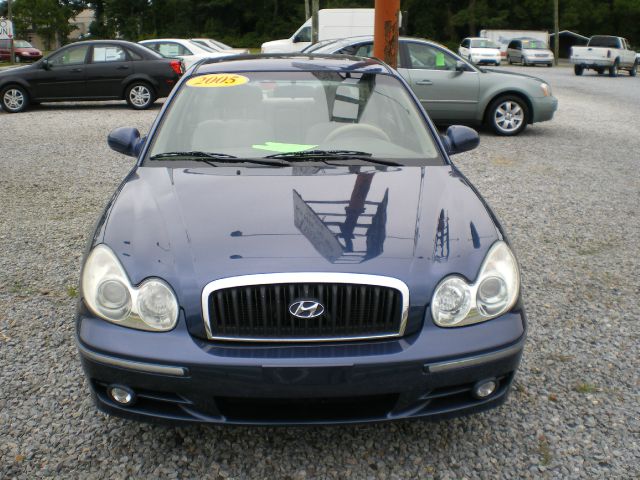 2005 Hyundai Sonata FWD 4dr Sport