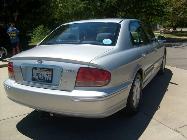 2005 Hyundai Sonata S Sedan