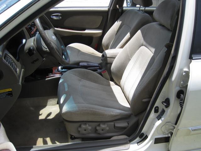 2005 Hyundai Sonata Unknown