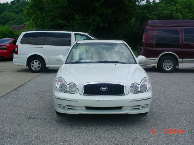 2005 Hyundai Sonata FWD 4dr Sport