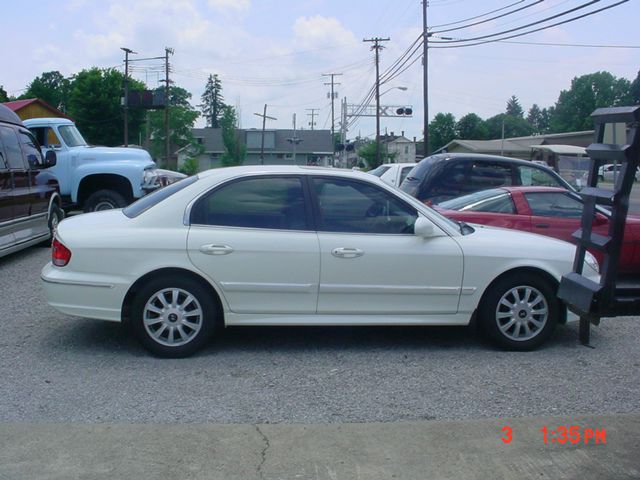 2005 Hyundai Sonata FWD 4dr Sport